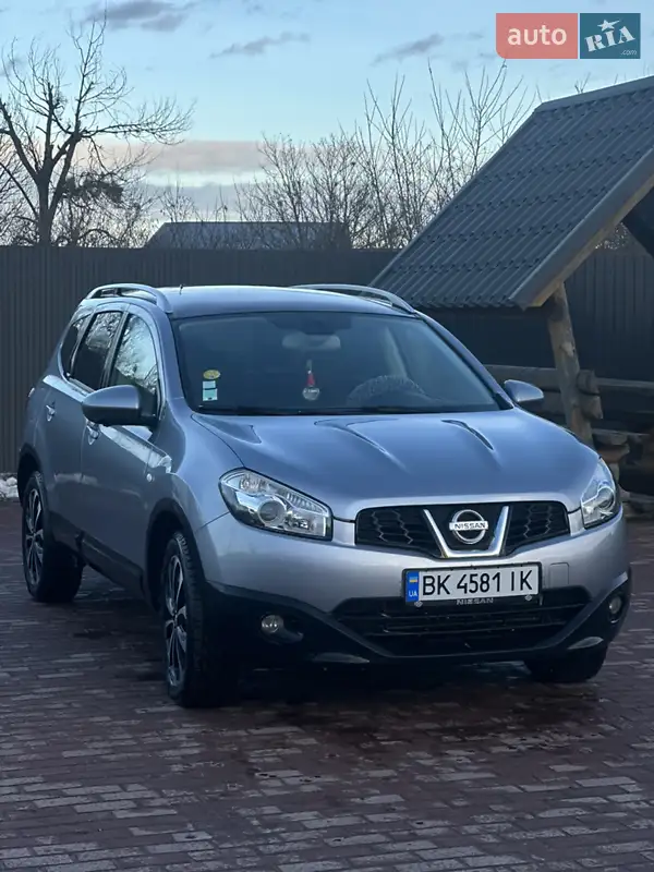 Nissan Qashqai+2
