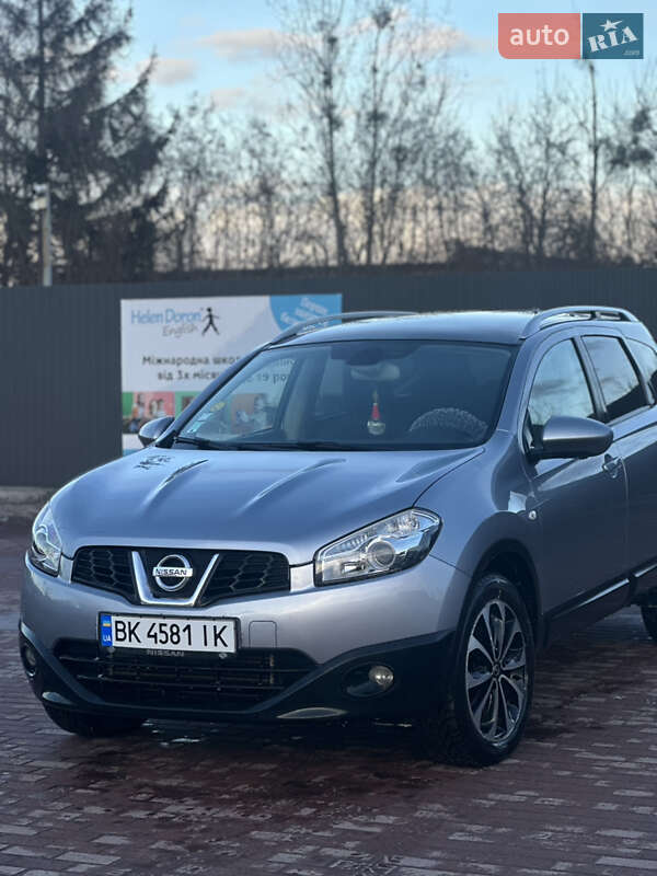 Позашляховик / Кросовер Nissan Qashqai+2 2012 в Сарнах