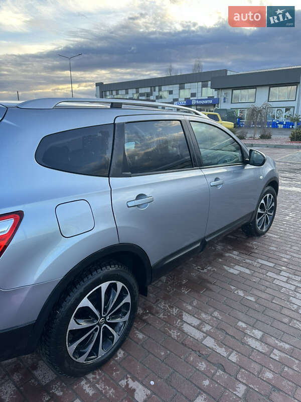 Позашляховик / Кросовер Nissan Qashqai+2 2012 в Сарнах