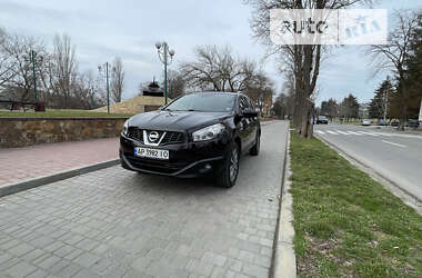 Внедорожник / Кроссовер Nissan Qashqai+2 2010 в Могилев-Подольске