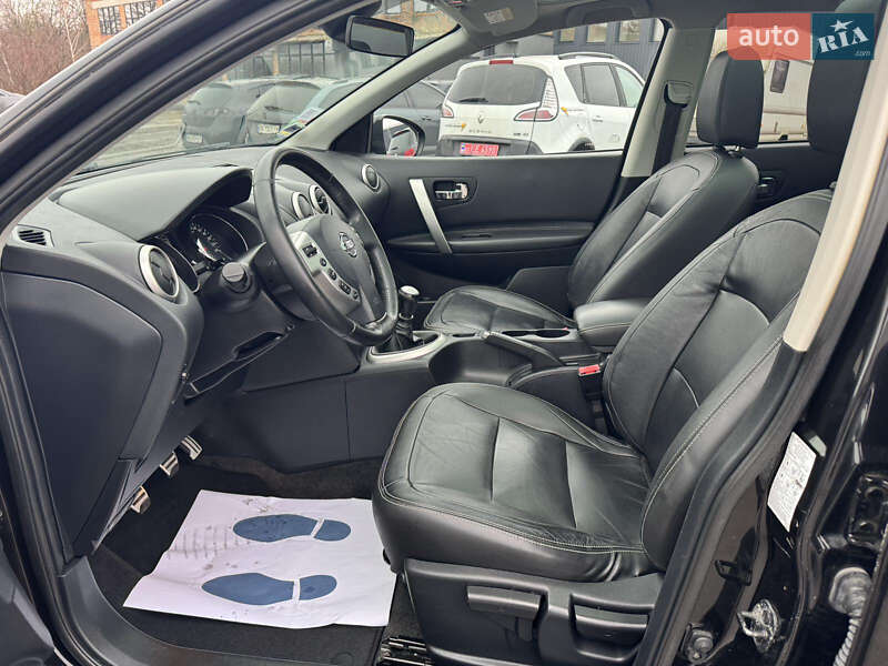 Позашляховик / Кросовер Nissan Qashqai+2 2013 в Рівному