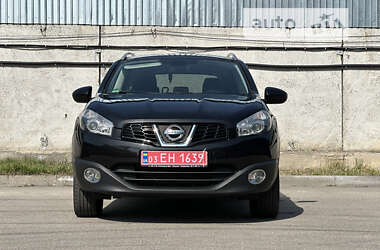 Внедорожник / Кроссовер Nissan Qashqai+2 2011 в Киеве