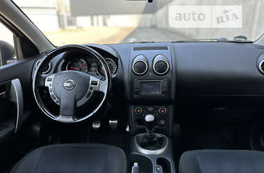 Внедорожник / Кроссовер Nissan Qashqai+2 2011 в Киеве