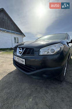 Nissan Qashqai+2 2011