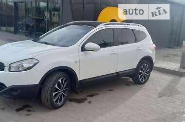 Nissan Qashqai+2 2012