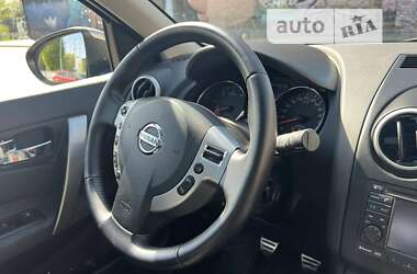 Позашляховик / Кросовер Nissan Qashqai+2 2011 в Дубні