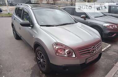 Nissan Qashqai+2 2009