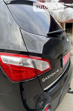 Внедорожник / Кроссовер Nissan Qashqai+2 2013 в Великой Багачке