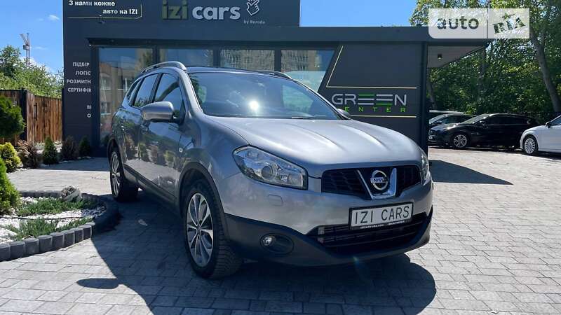 Nissan Qashqai+2 2012