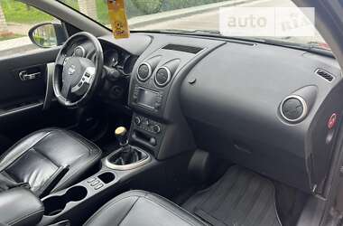 Внедорожник / Кроссовер Nissan Qashqai+2 2011 в Кременце