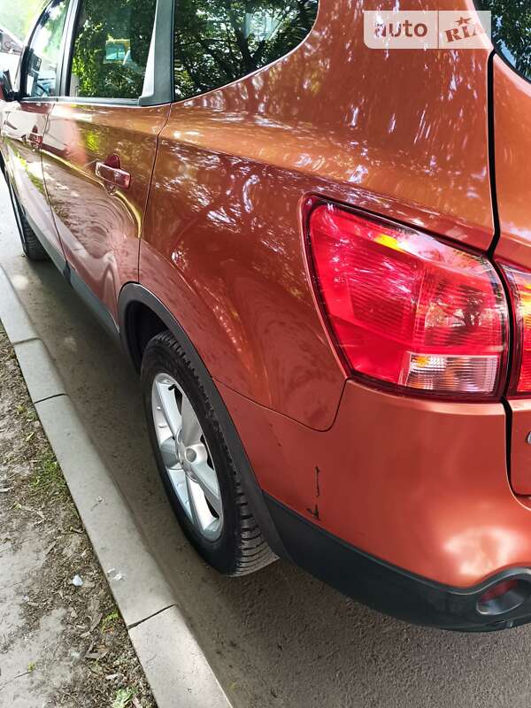 Внедорожник / Кроссовер Nissan Qashqai+2 2009 в Тернополе