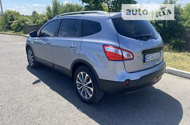 Внедорожник / Кроссовер Nissan Qashqai+2 2010 в Черновцах