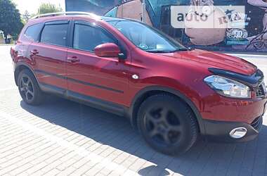 Внедорожник / Кроссовер Nissan Qashqai+2 2010 в Луцке