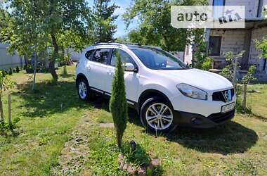 Позашляховик / Кросовер Nissan Qashqai+2 2012 в Івано-Франківську