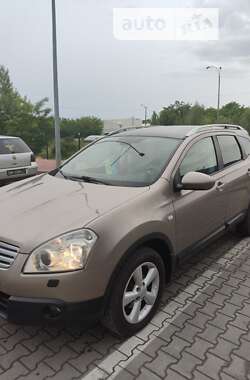 Позашляховик / Кросовер Nissan Qashqai+2 2008 в Кам'янець-Подільському