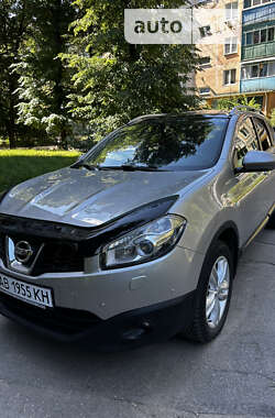 Позашляховик / Кросовер Nissan Qashqai+2 2011 в Вінниці