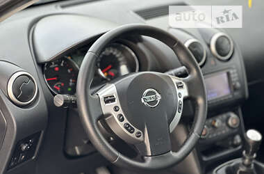 Внедорожник / Кроссовер Nissan Qashqai+2 2010 в Луцке