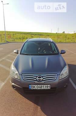 Позашляховик / Кросовер Nissan Qashqai+2 2009 в Рівному