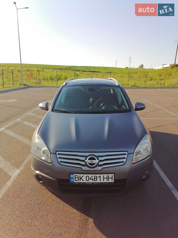 Nissan Qashqai+2 2009