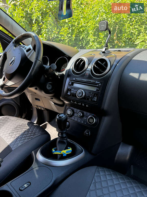 Внедорожник / Кроссовер Nissan Qashqai+2 2009 в Яготине