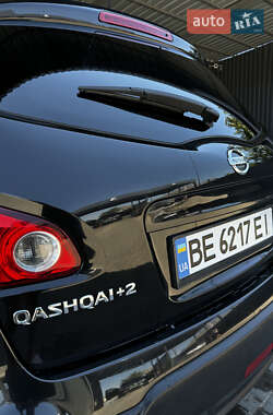 Внедорожник / Кроссовер Nissan Qashqai+2 2009 в 