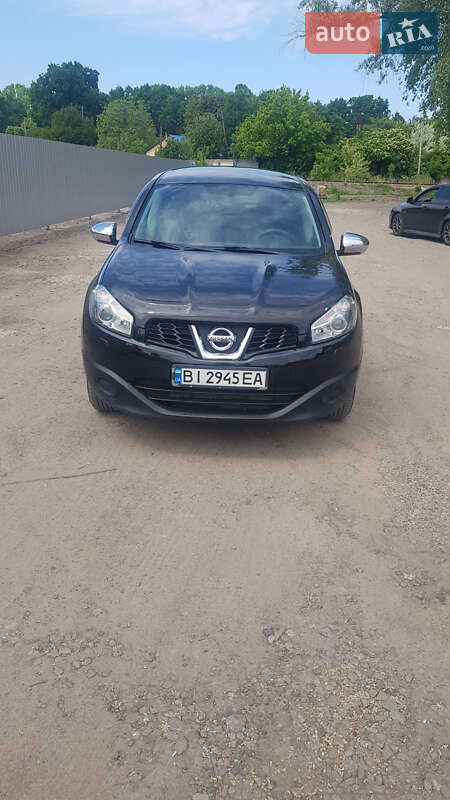 Позашляховик / Кросовер Nissan Qashqai+2 2013 в Полтаві