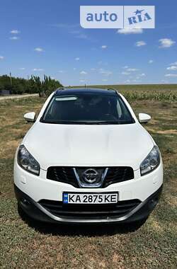 Позашляховик / Кросовер Nissan Qashqai+2 2012 в Харкові