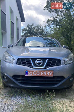 Nissan Qashqai+2 2010