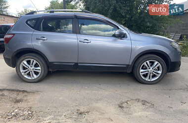 Внедорожник / Кроссовер Nissan Qashqai+2 2010 в Харькове