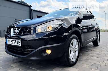 Позашляховик / Кросовер Nissan Qashqai+2 2012 в Полтаві