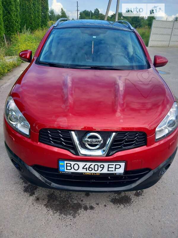 Внедорожник / Кроссовер Nissan Qashqai+2 2010 в Почаеве