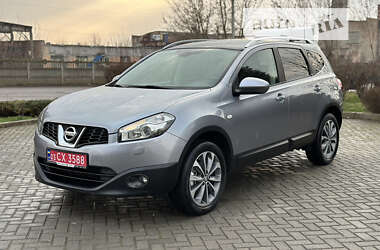 Позашляховик / Кросовер Nissan Qashqai+2 2012 в Рівному