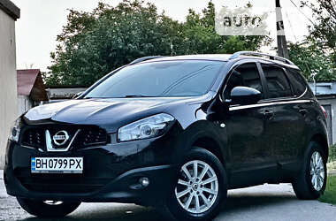 Позашляховик / Кросовер Nissan Qashqai+2 2010 в Одесі