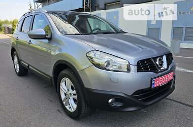 Позашляховик / Кросовер Nissan Qashqai+2 2012 в Києві