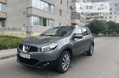 Позашляховик / Кросовер Nissan Qashqai+2 2013 в Сумах