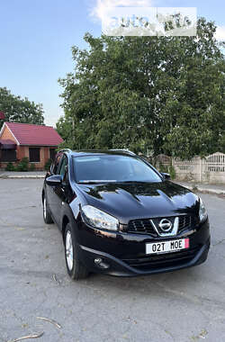 Nissan Qashqai+2 2012