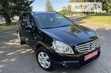 Позашляховик / Кросовер Nissan Qashqai+2 2008 в Рівному