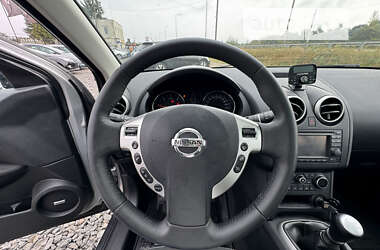 Внедорожник / Кроссовер Nissan Qashqai+2 2012 в Стрые