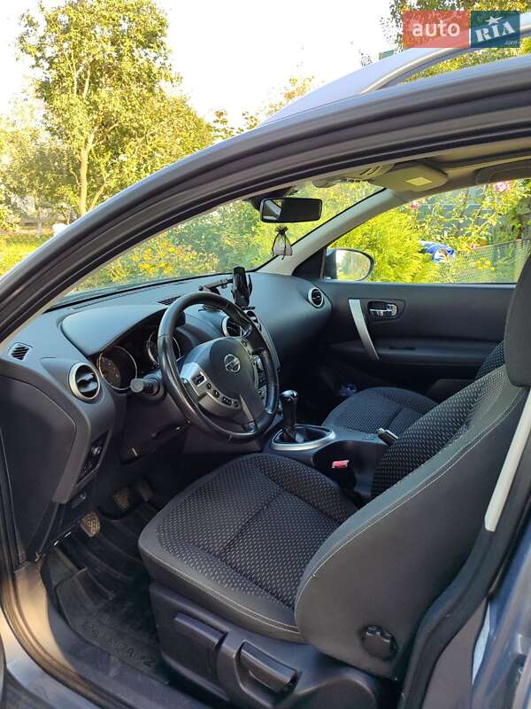 Внедорожник / Кроссовер Nissan Qashqai+2 2009 в Ровно