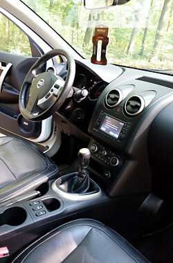 Внедорожник / Кроссовер Nissan Qashqai+2 2011 в Гайсине