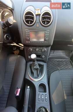 Позашляховик / Кросовер Nissan Qashqai+2 2012 в Скалаті