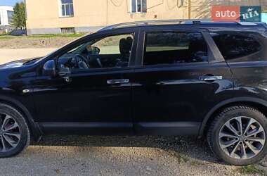 Позашляховик / Кросовер Nissan Qashqai+2 2012 в Скалаті