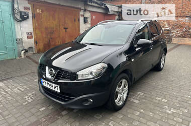 Nissan Qashqai+2 2012