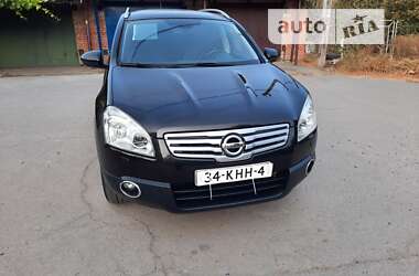 Внедорожник / Кроссовер Nissan Qashqai+2 2010 в Полтаве