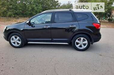 Внедорожник / Кроссовер Nissan Qashqai+2 2010 в Полтаве