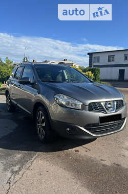 Позашляховик / Кросовер Nissan Qashqai+2 2013 в Києві