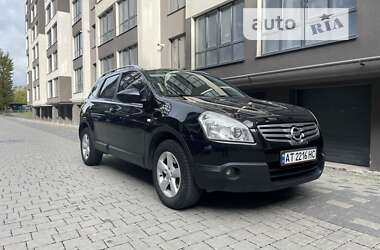 Nissan Qashqai+2 2009