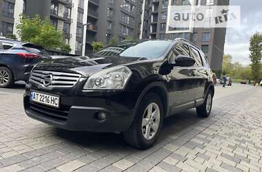 Позашляховик / Кросовер Nissan Qashqai+2 2009 в Івано-Франківську