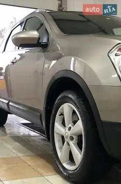Nissan Qashqai+2 2009
