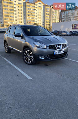 Nissan Qashqai+2 2011